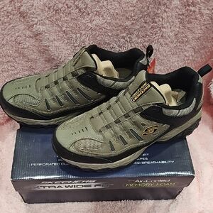 Skechers Men's Olive and Black Wide Fit Sneakers